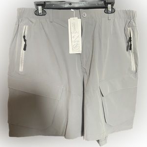 Coofandy shorts. Light gray.